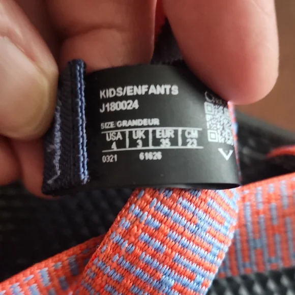 Chaco Youth Y4 Pink Black Z-Strap Sandals | Hiking Outdoor Comfort - Picture 6 of 7